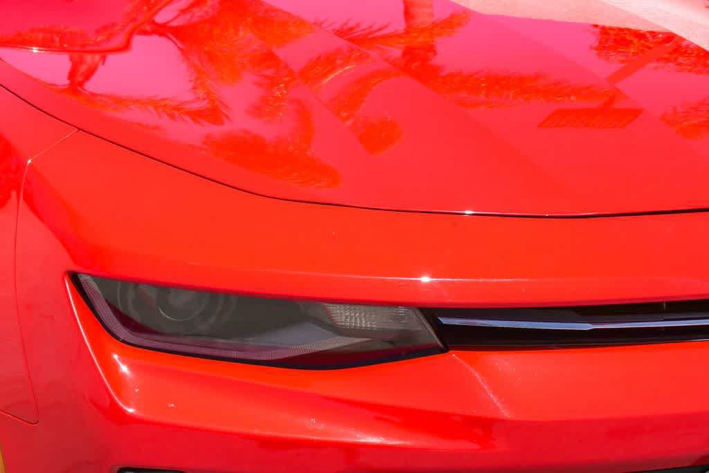 Used 2018 Chevrolet Camaro LT w/ RS Package RWD image 4