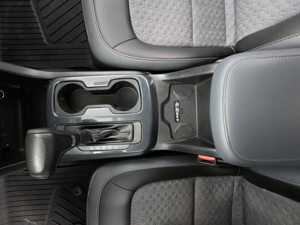 Used 2020 Chevrolet Colorado Z71 AWD/4WD image 33