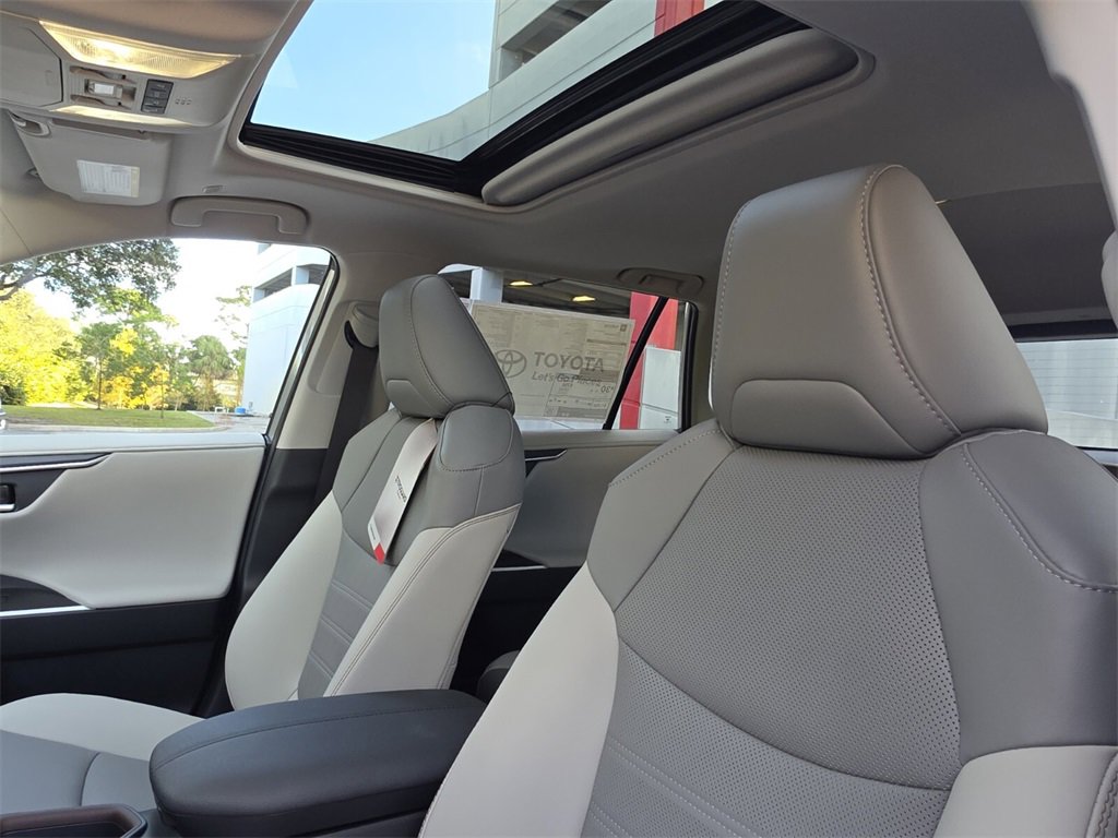 New 2025 Toyota RAV4 Limited image 23