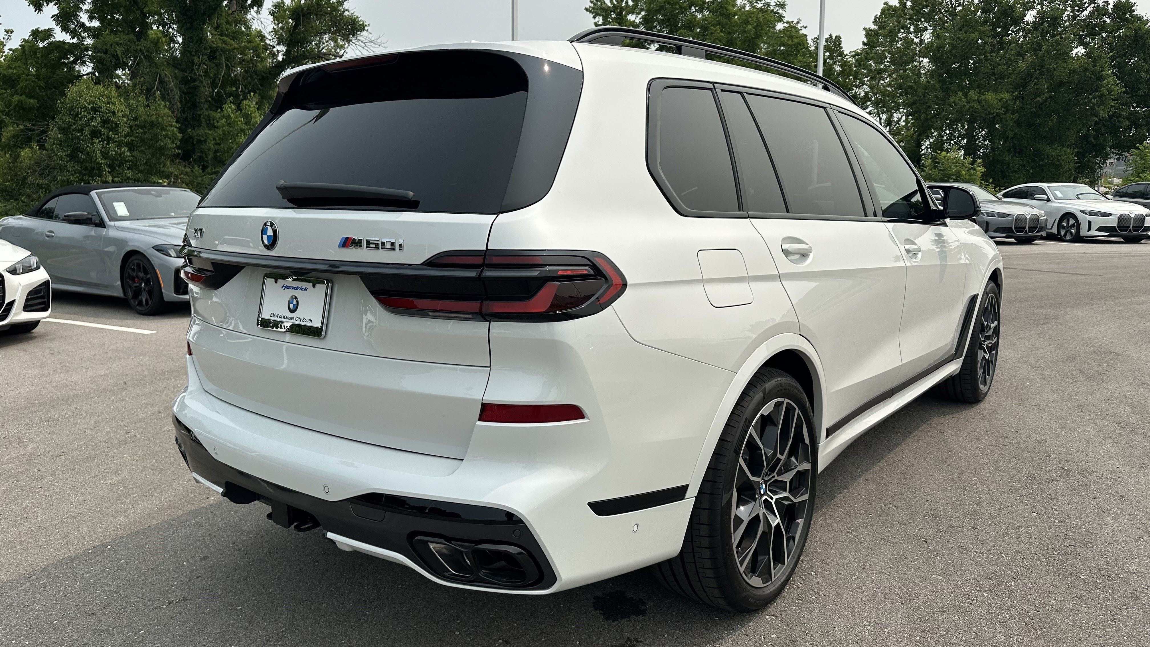 Used 2026 BMW X7 M60i AWD/4WD image 10