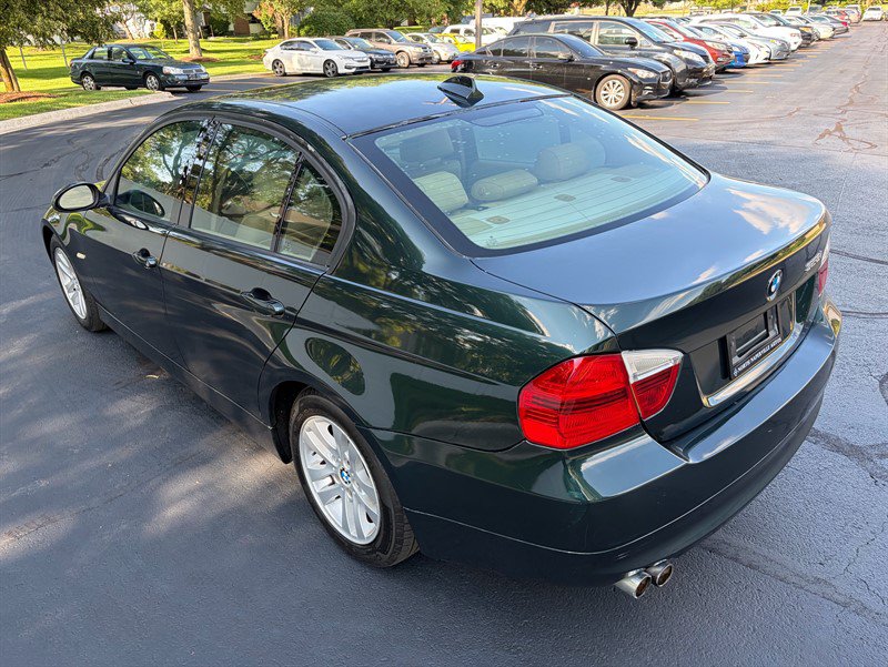 Used 2007 BMW 328i Sedan RWD image 8