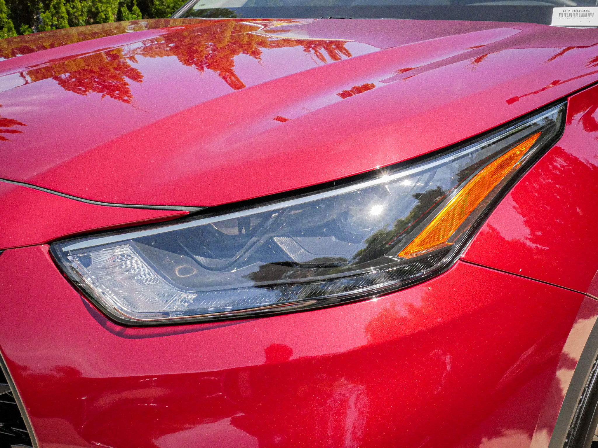 Used 2025 Toyota Highlander XLE AWD/4WD image 6