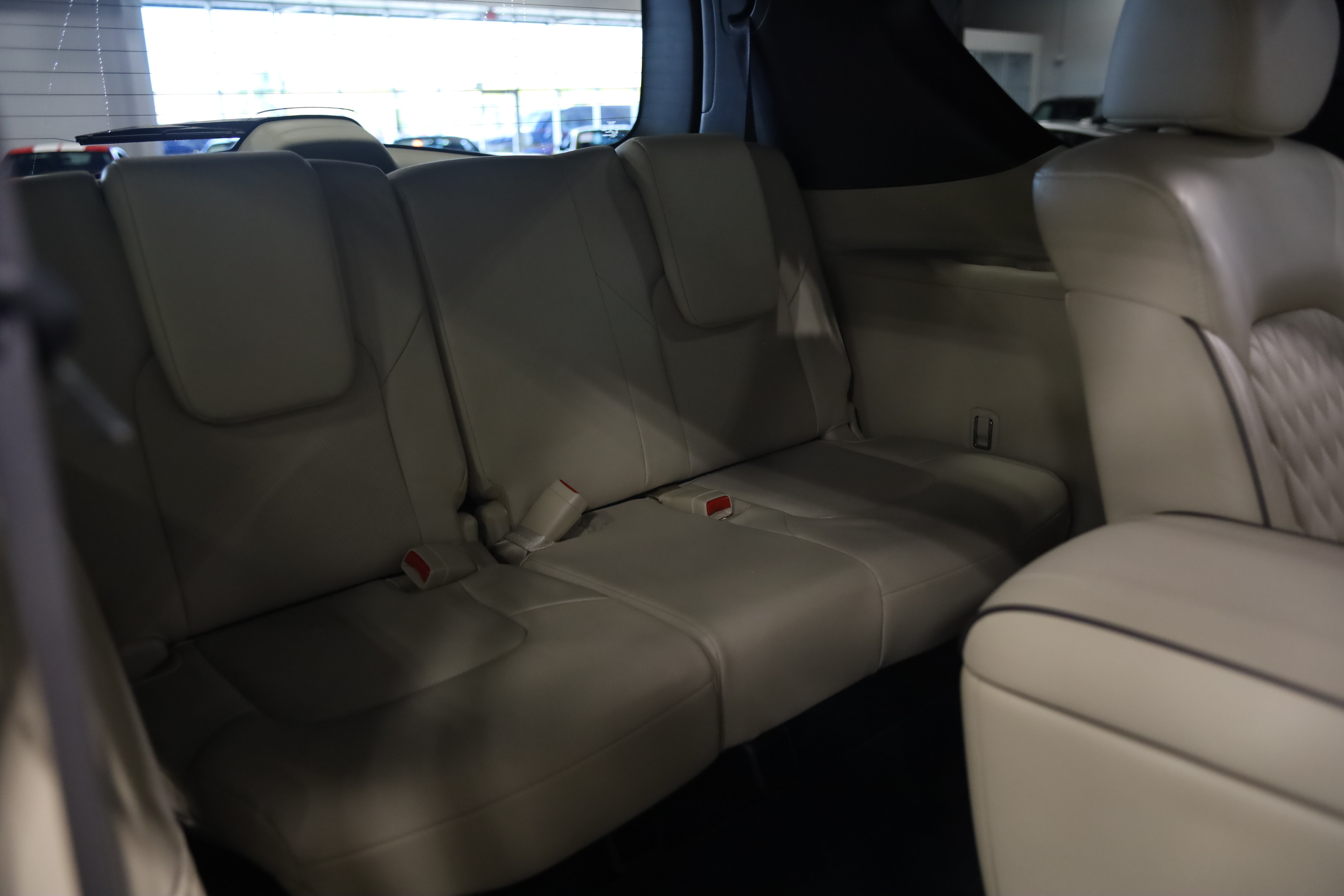 Used 2024 INFINITI QX80 Sensory w/ Cargo Package AWD/4WD image 44