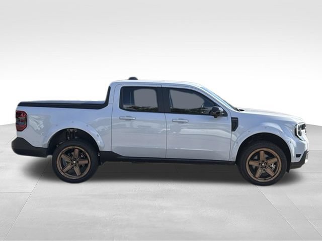 Used 2025 Ford Maverick Lariat w/ 4K Tow Package AWD/4WD image 6