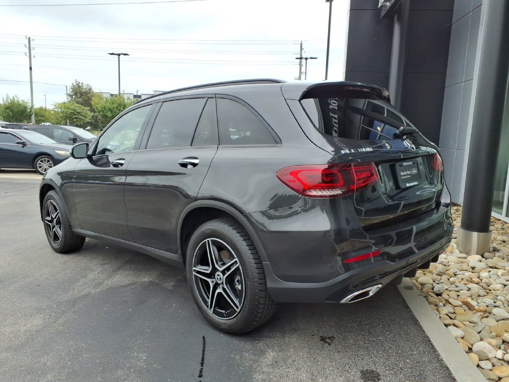 Used 2020 Mercedes-Benz GLC 300 4MATIC image 4