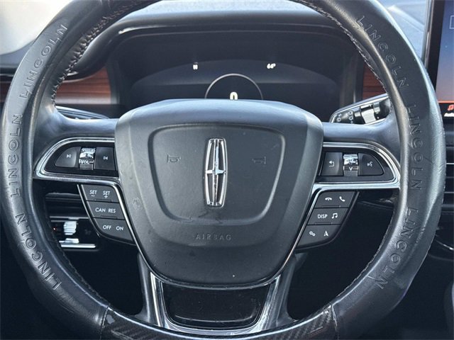 Used 2022 Lincoln Nautilus Reserve image 13