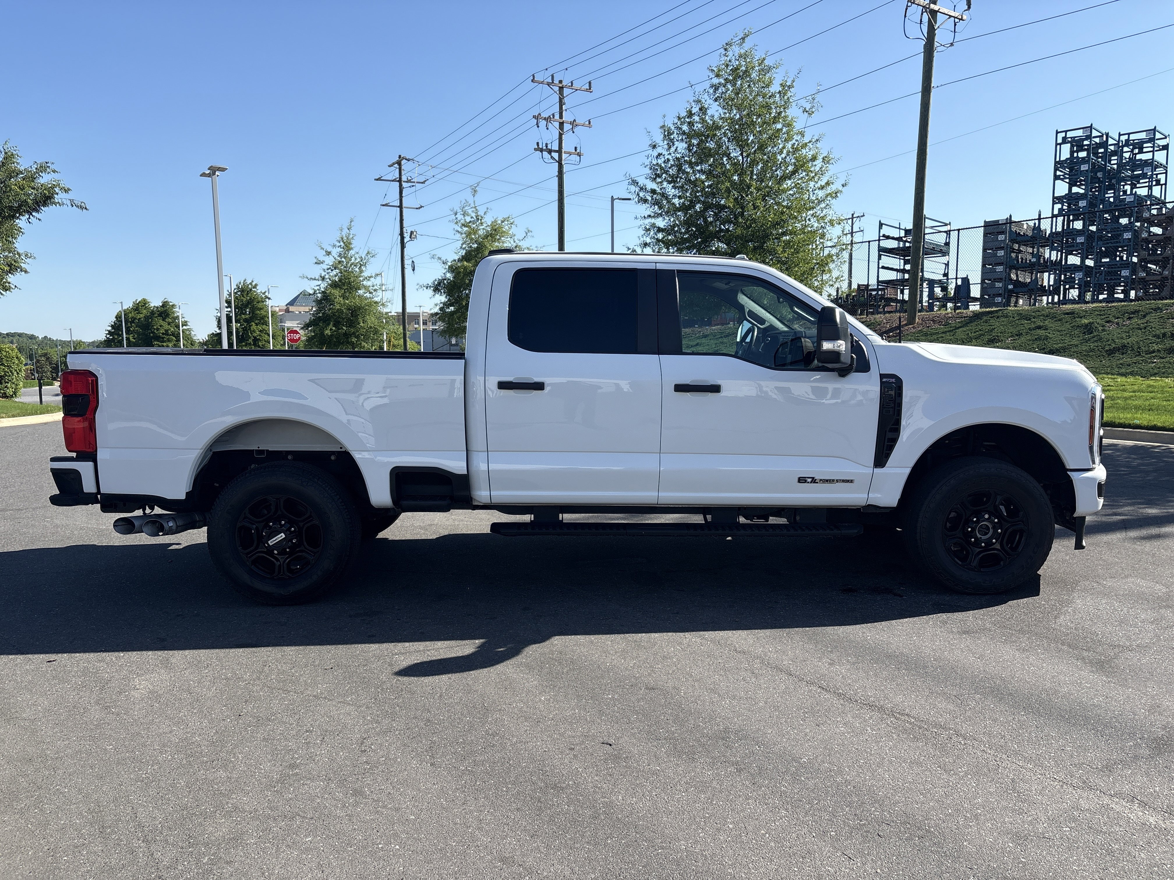 Used 2024 Ford F250 XL w/ STX Appearance Package AWD/4WD image 13