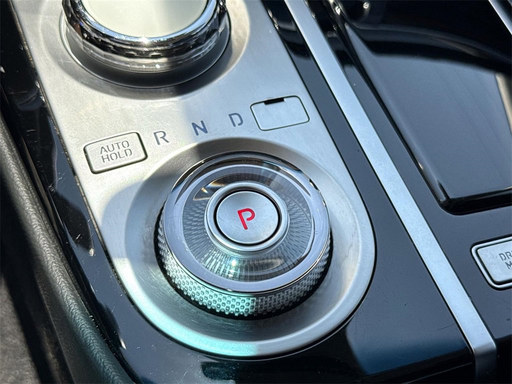 Used 2023 Genesis G80 2.5T image 13