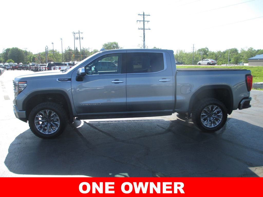 Used 2025 GMC Sierra 1500 Denali w/ Technology Package AWD/4WD image 10
