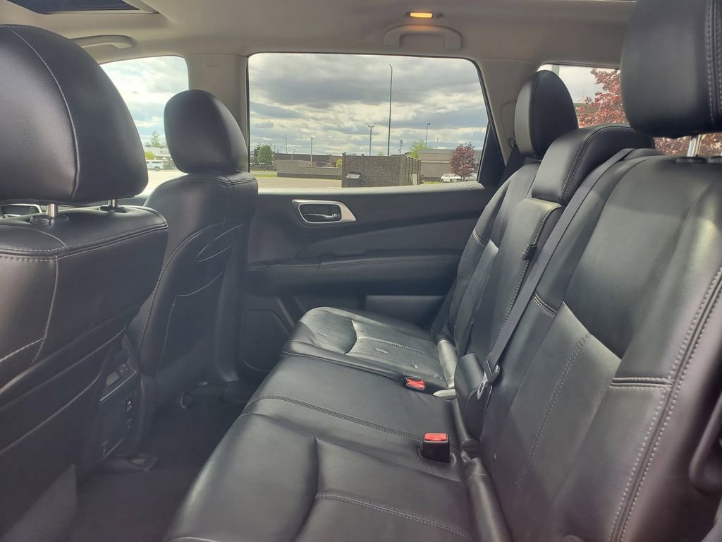 Used 2013 Nissan Pathfinder SL w/ SL Premium Pkg AWD/4WD image 35