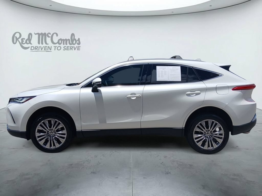 Used 2022 Toyota Venza Limited AWD/4WD image 2