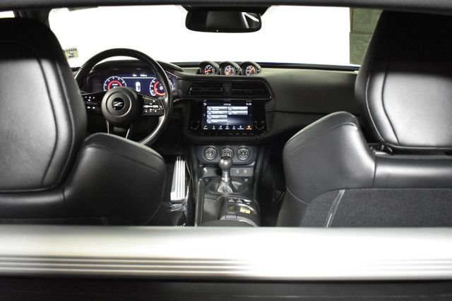 Certified 2024 Nissan Z Performance w/ Floor Mat Package RWD image 30
