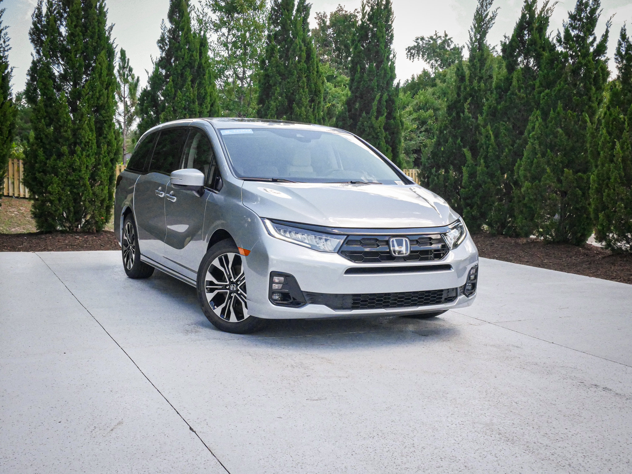 Certified 2026 Honda Odyssey Elite image 2