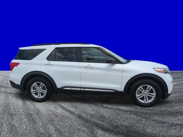 Certified 2020 Ford Explorer XLT w/ Equipment Group 202A RWD image 3