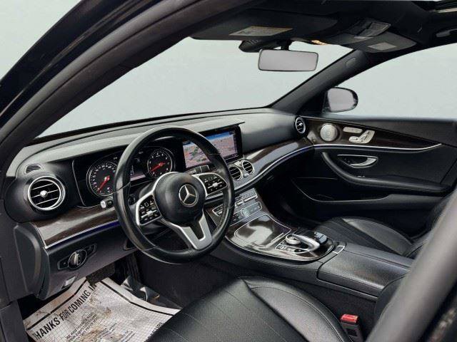 Used 2019 Mercedes-Benz E 300 w/ Premium 1 Package image 21