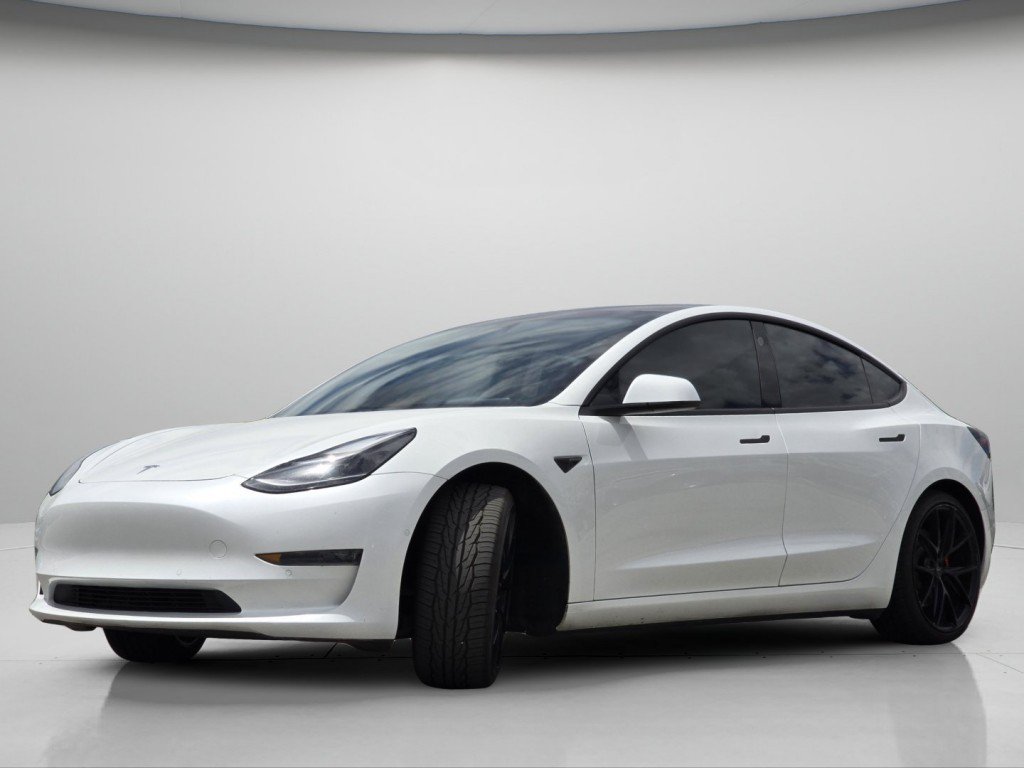 Used 2021 Tesla Model 3 Performance AWD/4WD image 17