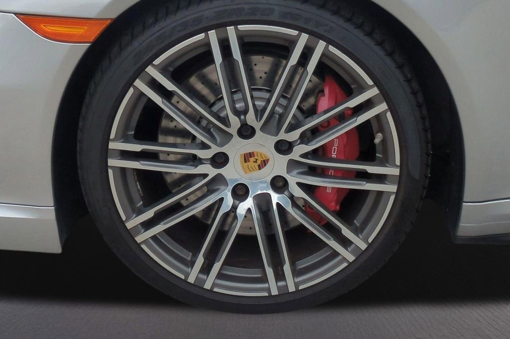 Used 2015 Porsche 911 Turbo AWD/4WD image 17