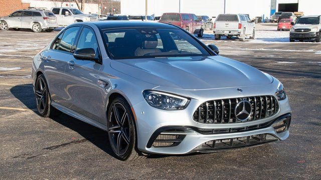 Used 2021 Mercedes-Benz E 63 AMG S image 2