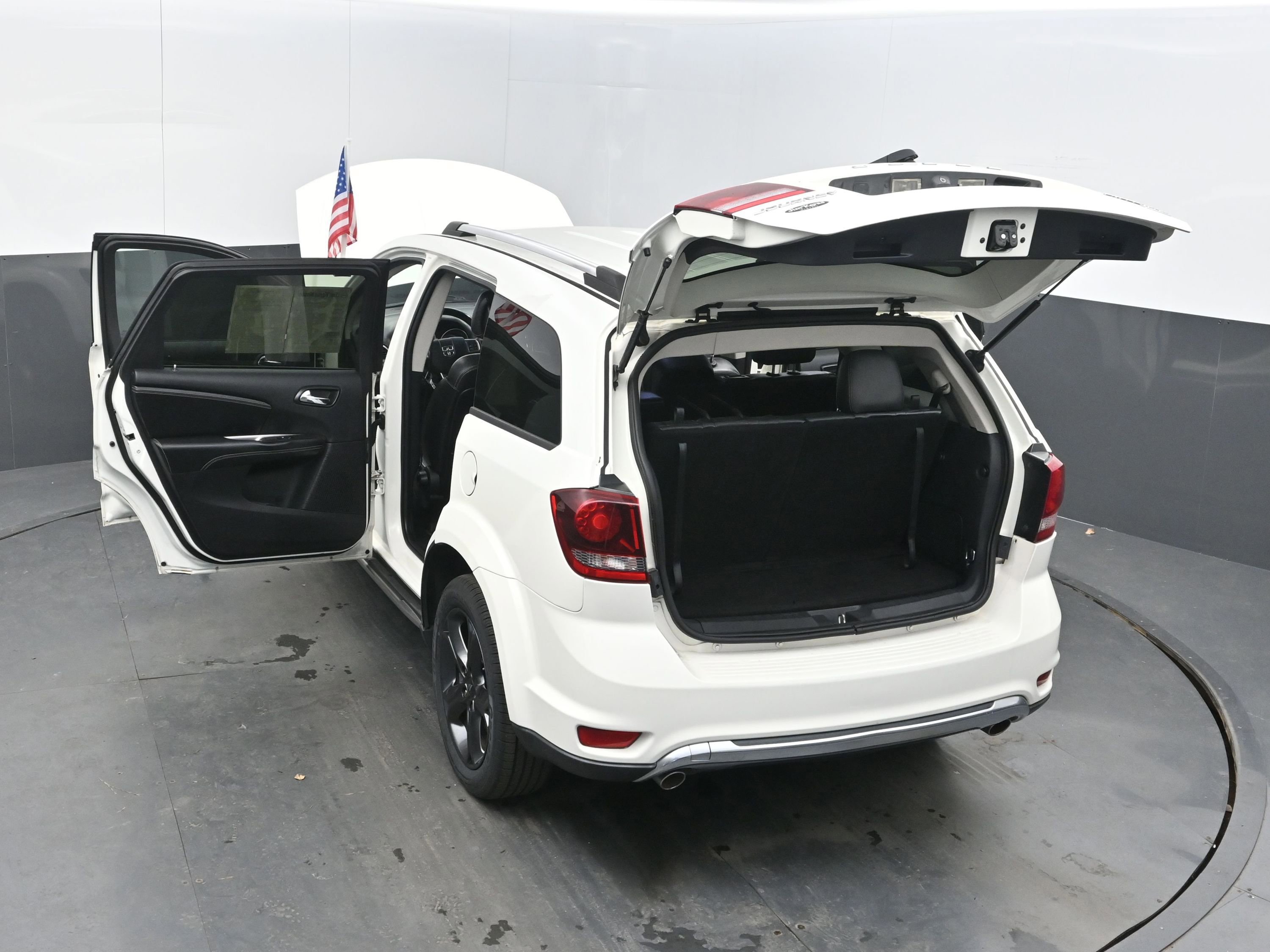 Used 2018 Dodge Journey Crossroad image 42
