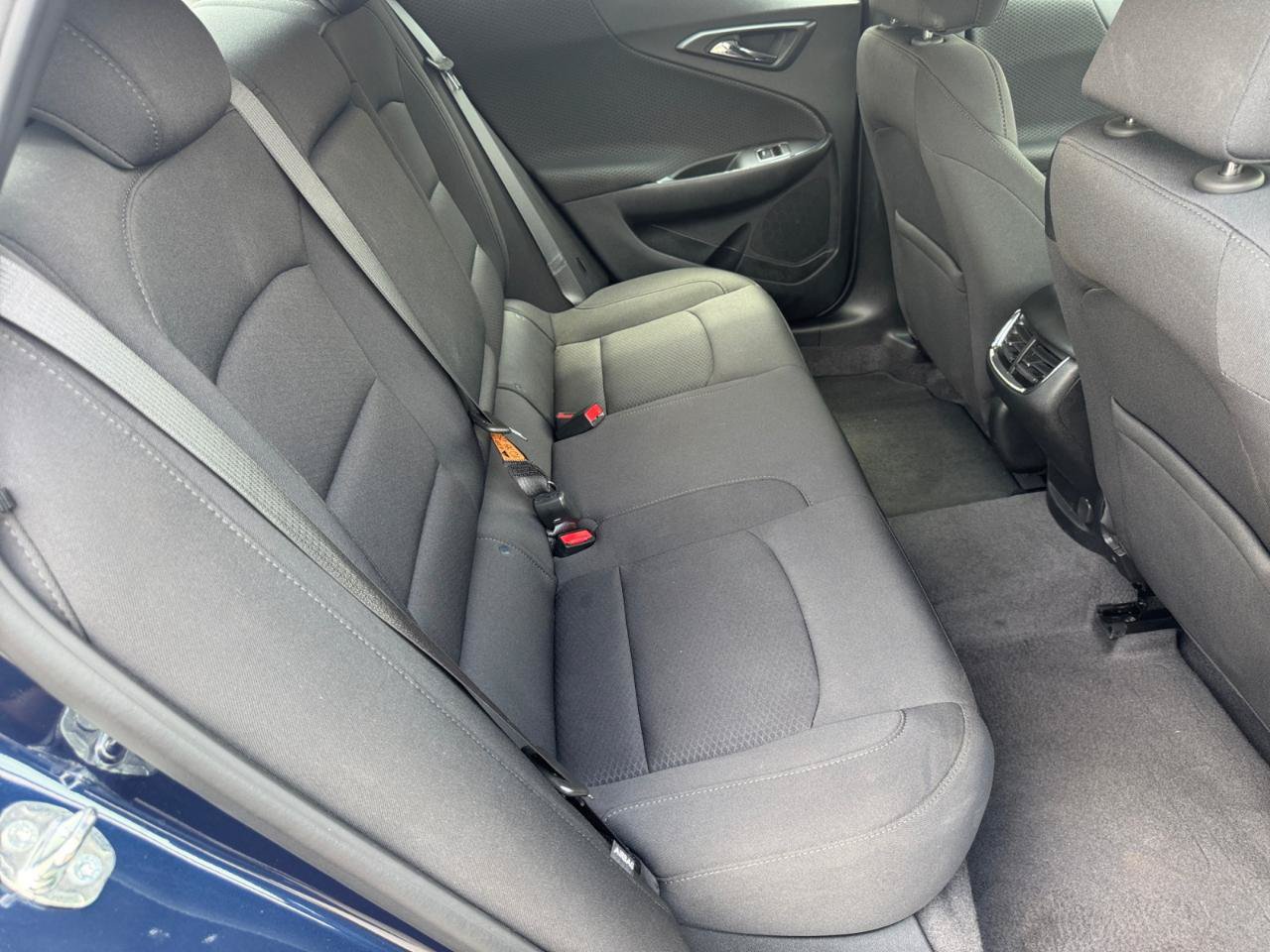 Used 2020 Chevrolet Malibu LT FWD image 14