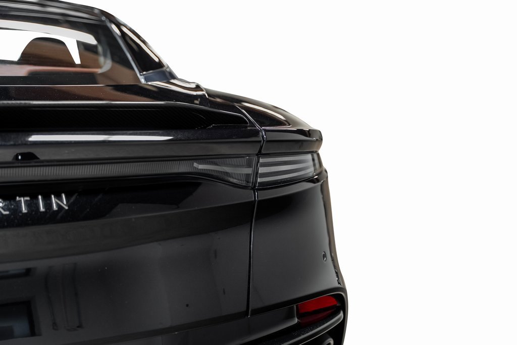Used 2019 Aston Martin DBS Superleggera image 14