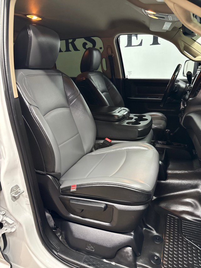Used 2019 RAM 5500 Tradesman w/ Safety Group AWD/4WD image 25