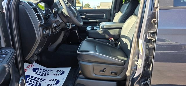 Used 2026 RAM 2500 Laramie AWD/4WD image 9