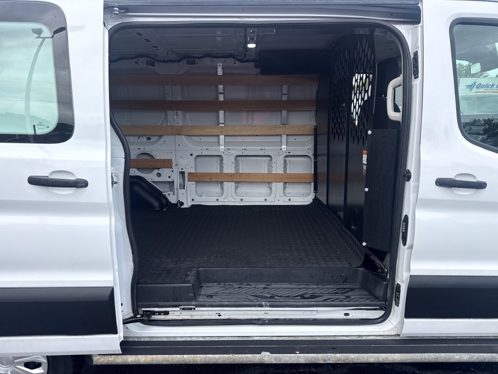 Used 2025 Ford Transit 250 Low Roof w/ Exterior Upgrade Package RWD image 18