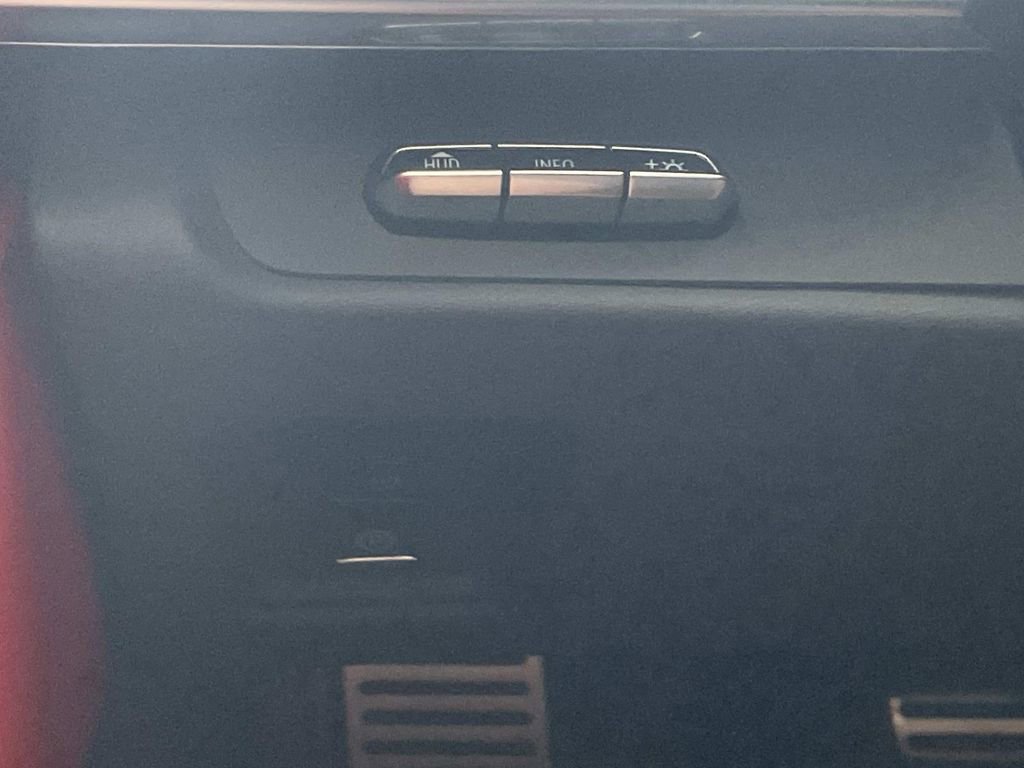 Used 2024 Chevrolet Corvette Stingray Preferred Cpe w/ 2LT image 33