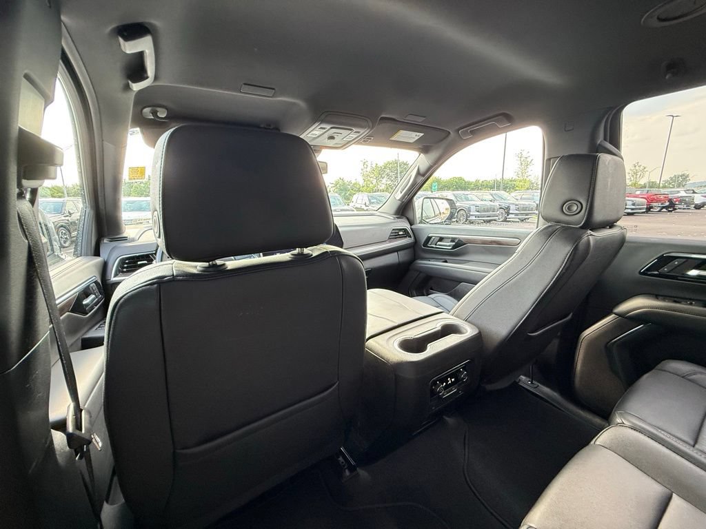 Used 2025 Chevrolet Tahoe Z71 AWD/4WD image 26