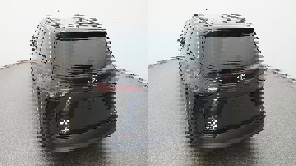 New 2026 Toyota Sienna XLE image 39