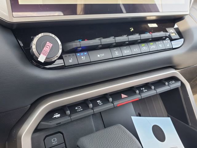 New 2026 Toyota Tundra Platinum AWD/4WD image 36