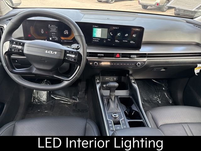 Certified 2026 Kia Sorento S w/ S Panoramic Sunroof Package image 17