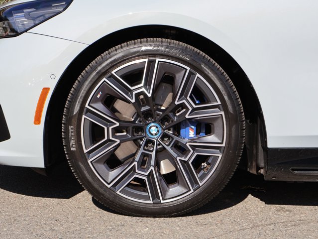 Certified 2024 BMW i5 eDrive40i w/ M Sport Package RWD image 28