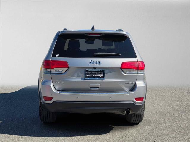 Used 2017 Jeep Grand Cherokee Limited AWD/4WD image 4