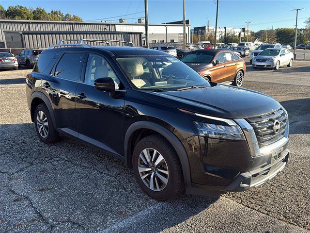 Certified 2024 Nissan Pathfinder SL