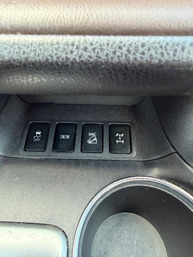 Used 2018 Toyota Highlander Limited AWD/4WD image 7