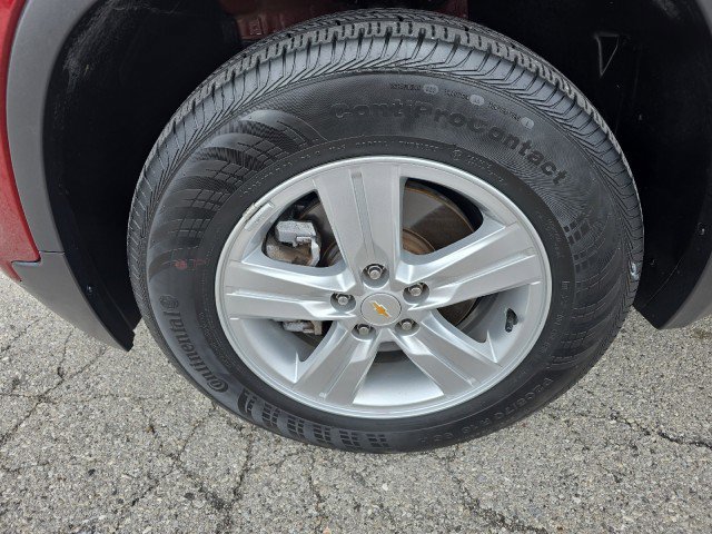 Used 2022 Chevrolet Trax LT w/ LT Convenience Package image 11