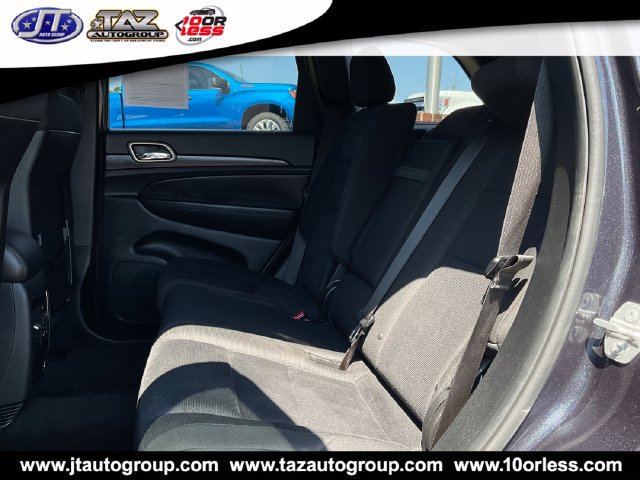 Used 2015 Jeep Grand Cherokee Laredo w/ Quick Order Package 23E RWD image 15