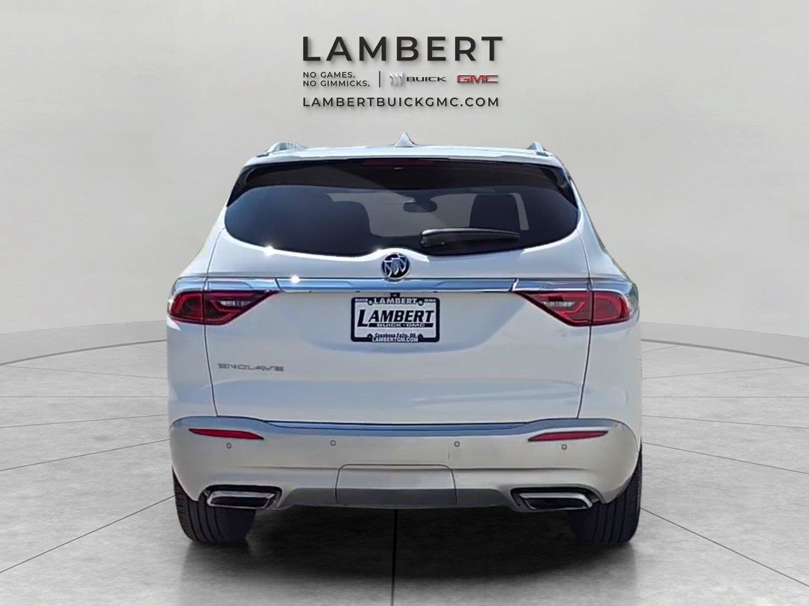 Used 2024 Buick Enclave Essence FWD image 4