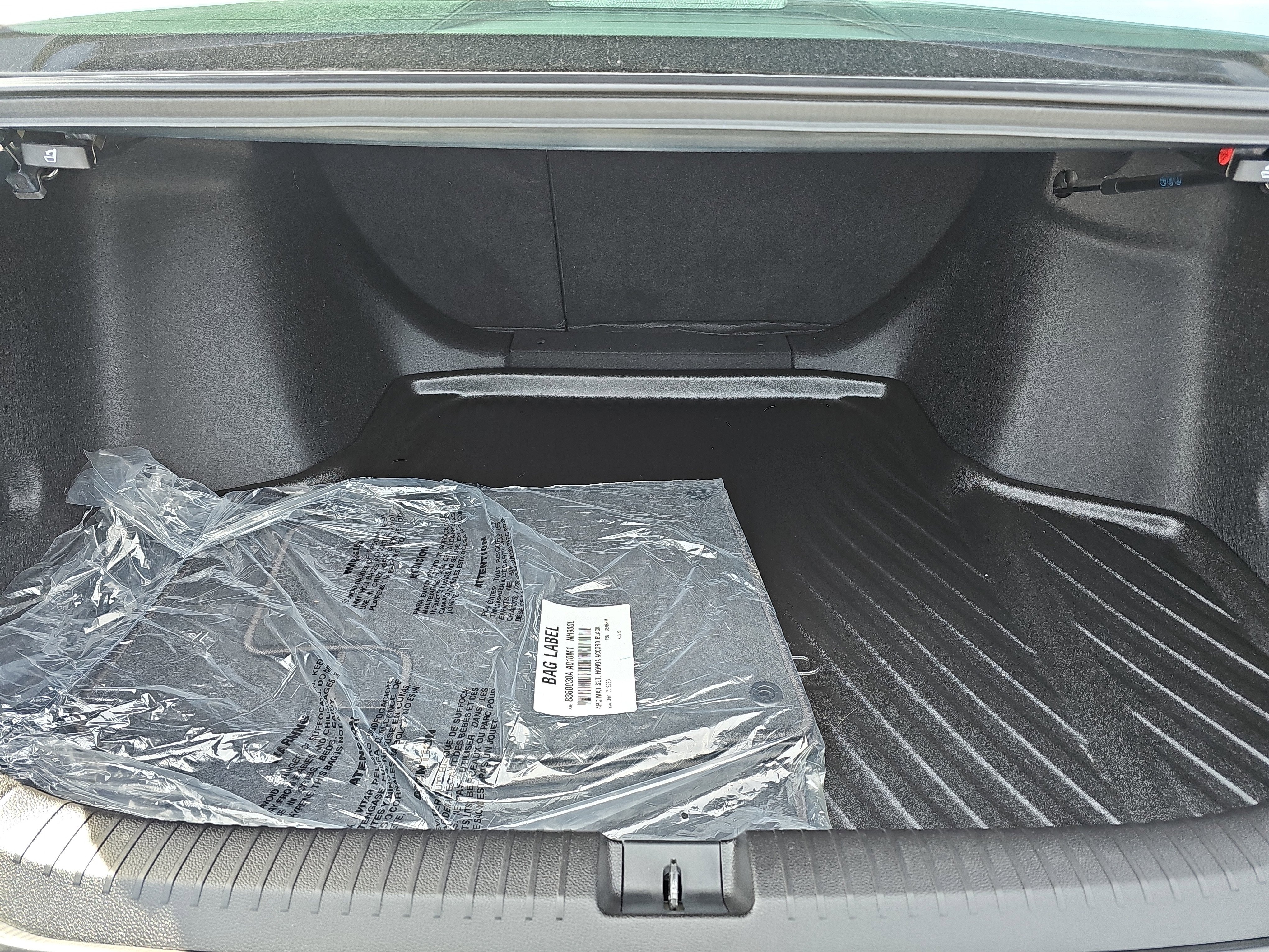 Certified 2023 Honda Accord EX image 13