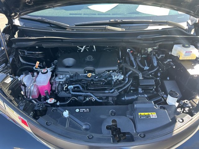 Used 2025 Toyota Sienna XLE image 13