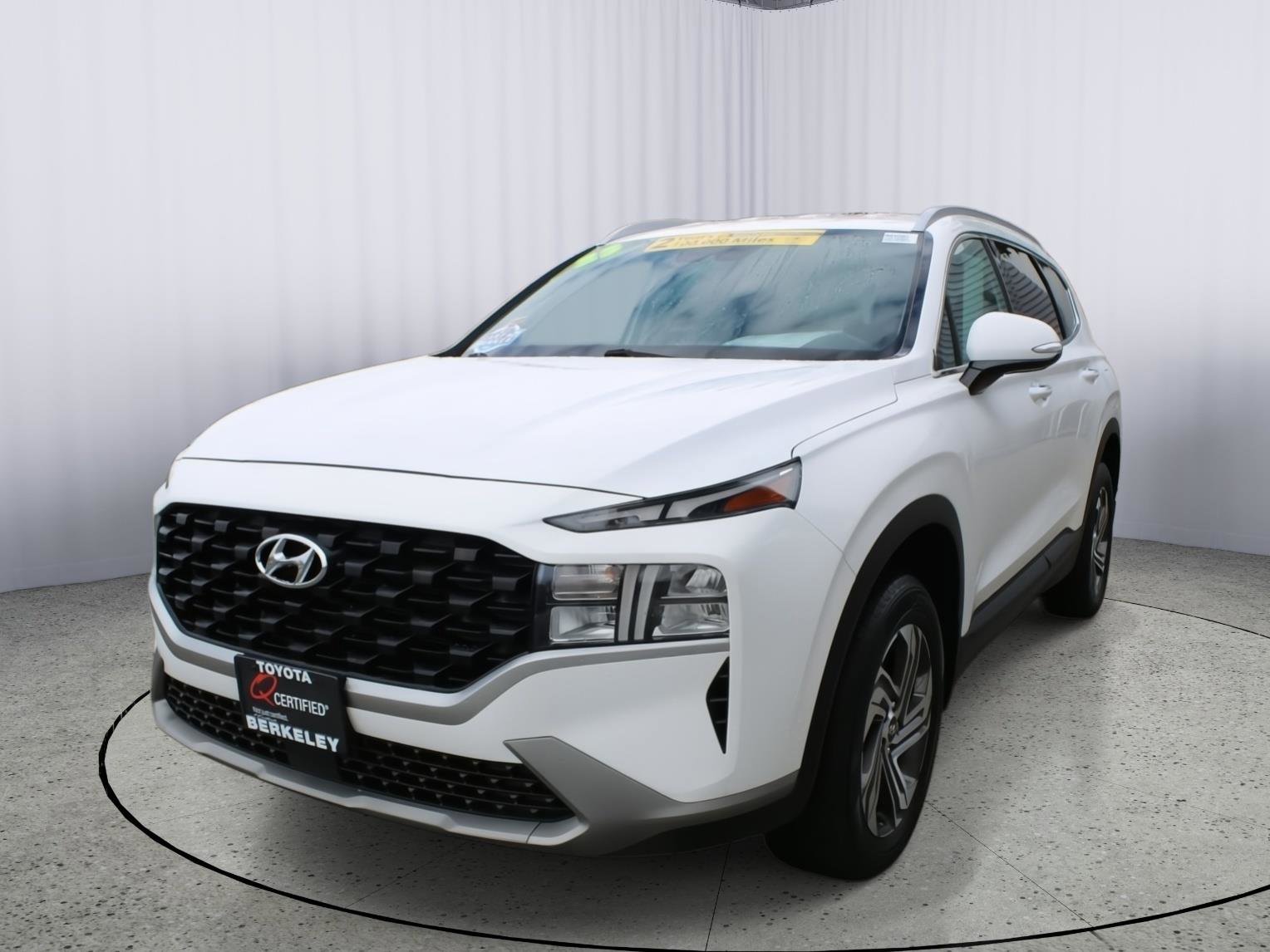 Used 2023 Hyundai Santa Fe SEL image 4