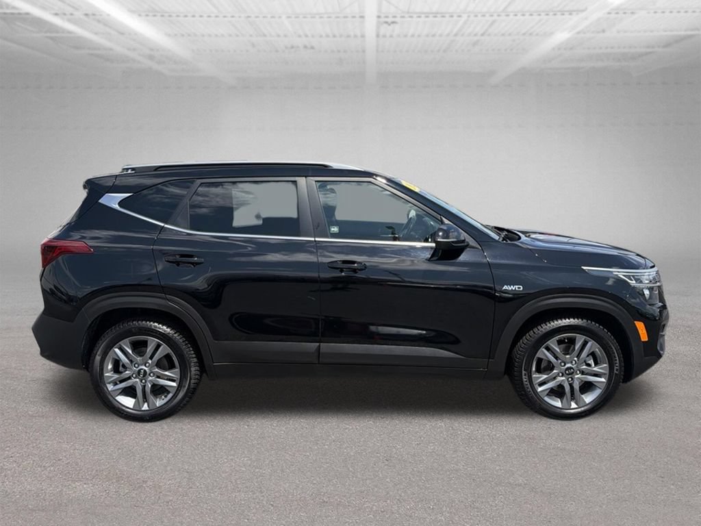 Used 2021 Kia Seltos S AWD/4WD image 10