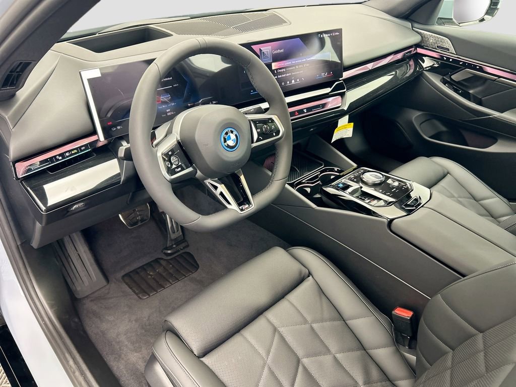 New 2026 BMW i5 eDrive40 w/ M Sport Package image 9