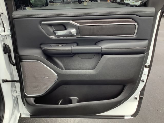 New 2026 RAM 1500 Laramie AWD/4WD image 38