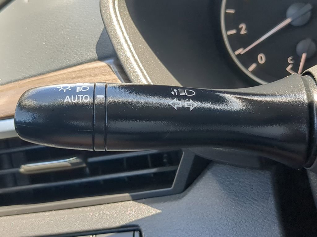 Used 2023 Nissan Altima 2.5 SV FWD image 24