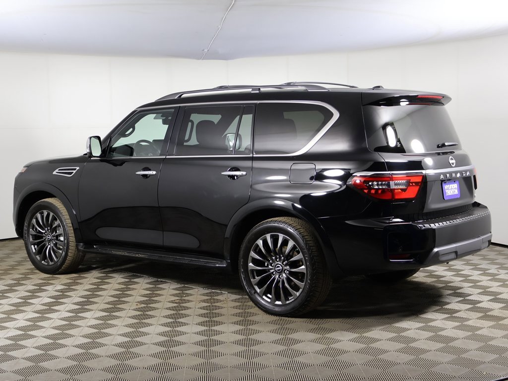 Used 2024 Nissan Armada Platinum w/ Captain's Chairs Package image 12
