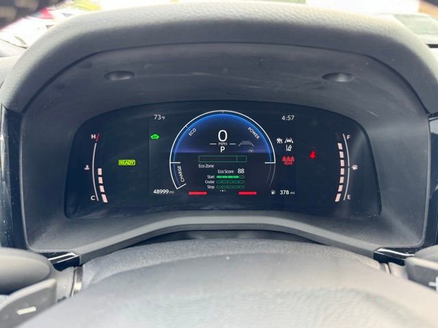 Used 2025 Toyota Camry SE FWD image 11