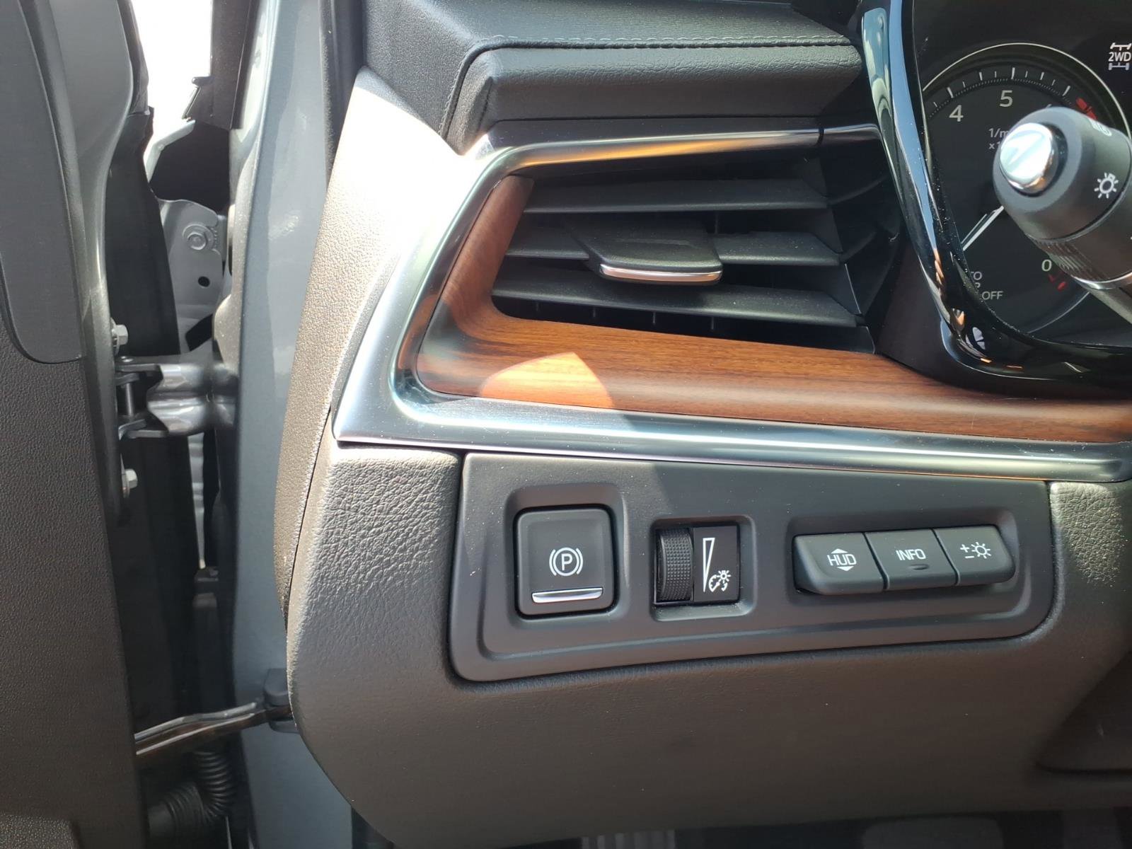 Used 2024 Cadillac XT5 Premium Luxury w/ Technology Package AWD/4WD image 14